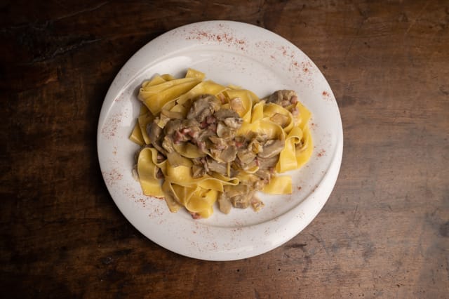 Pappardelle ai funghi e guanciale